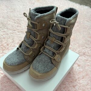 Sorel Winter Boots – Women’s 6.5 – Wool + Leather – Good Condition